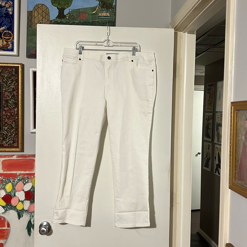Chicos platinum denim white jeans. Ultimate fit. Chicos size 3
